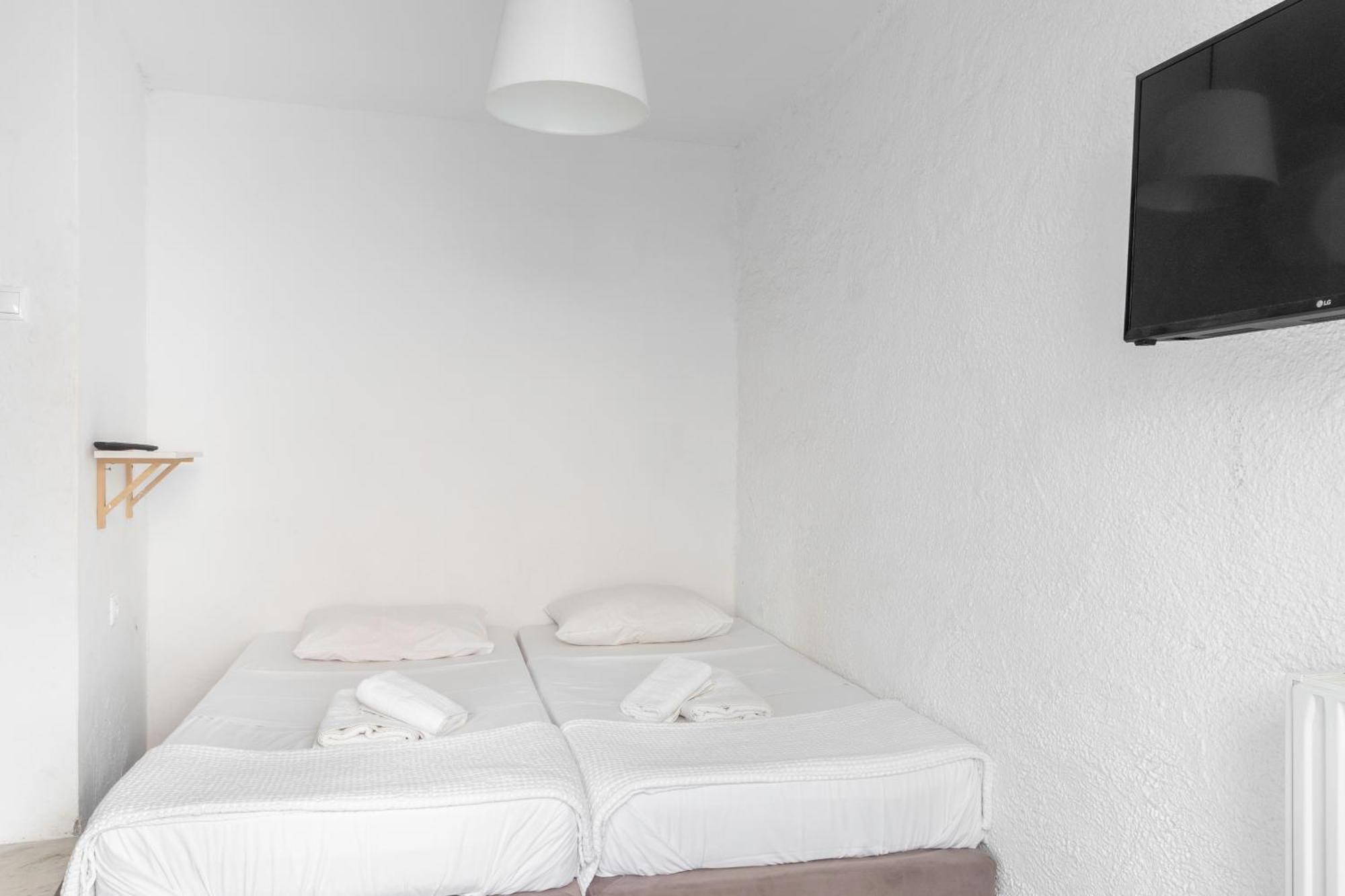Detached House 1Km From Acropolis Filopappou Villa Athena Bagian luar foto
